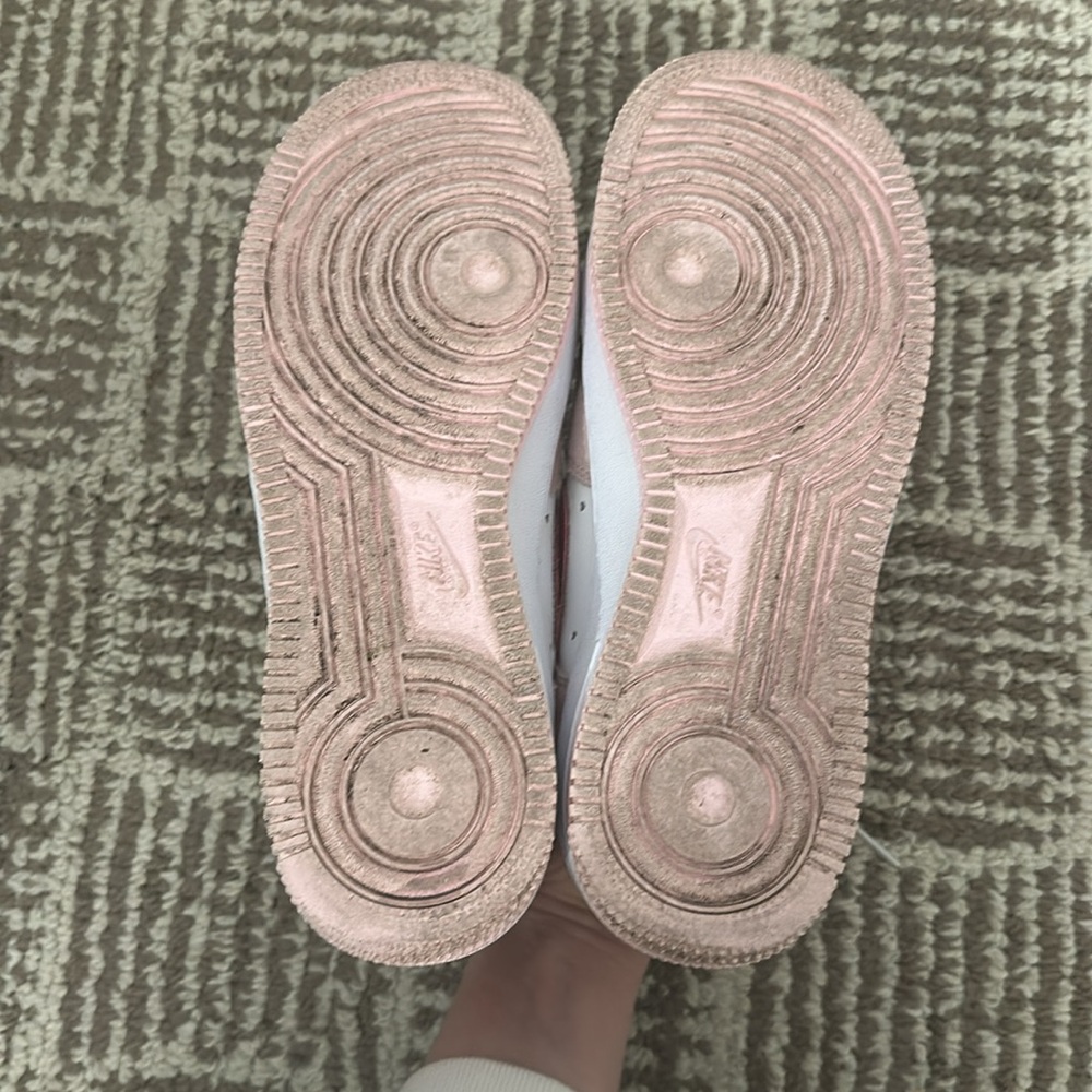 EUC Rare Love Letter Air Force 1’s - Picture 6 of 8